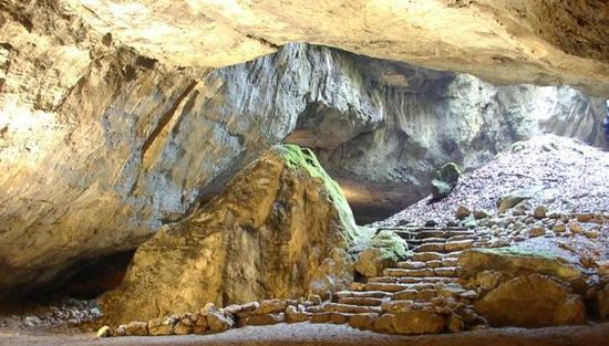 Einhornhöhle - Blaue Grotte 